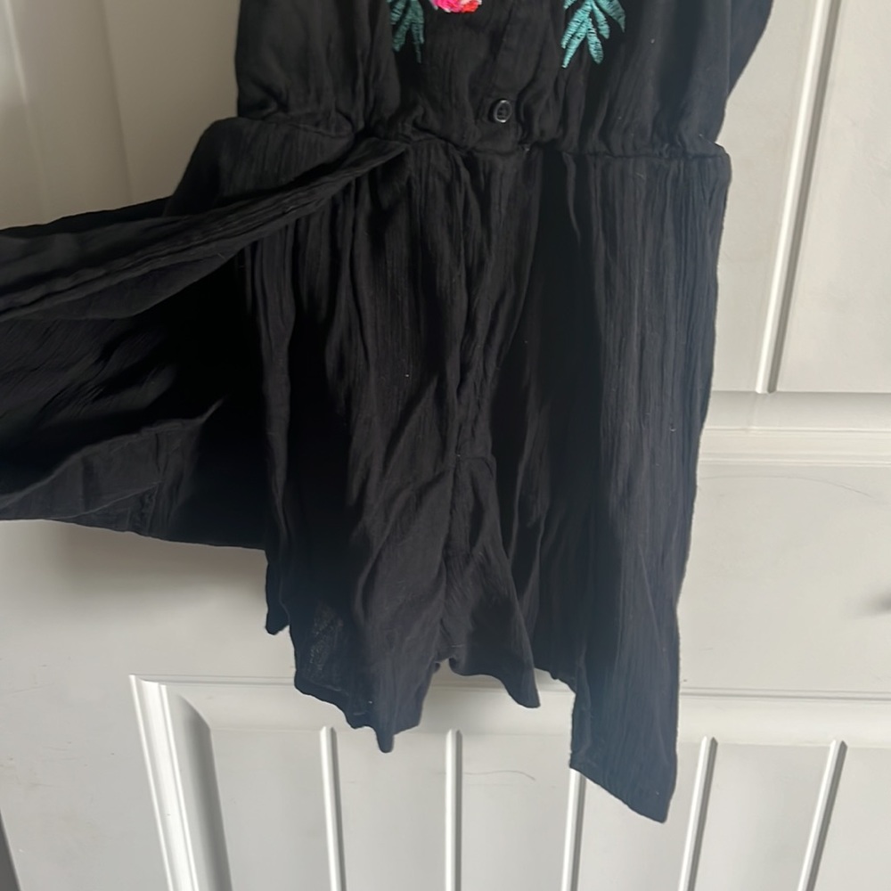 Romper - Picture 2 of 5